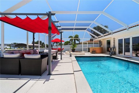 Casa en venta en Port Charlotte, Florida, 4 dormitorios, 219.34 m2 № 1741159 - foto 9