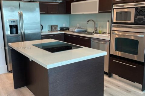 Condominio en North Bay Village, Florida, 2 dormitorios  № 2010749