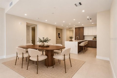 Copropriété à vendre à Saint Petersburg, Floride: 2 chambres, 179.77 m2 № 2391683 - photo 8