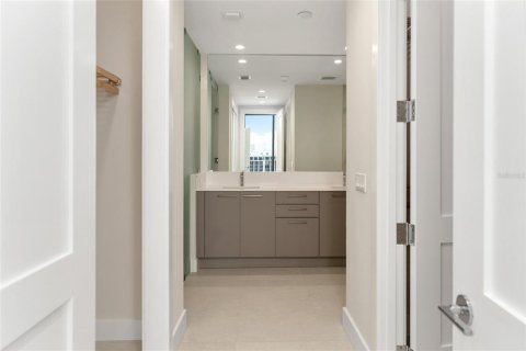 Copropriété à vendre à Saint Petersburg, Floride: 2 chambres, 179.77 m2 № 2391683 - photo 30