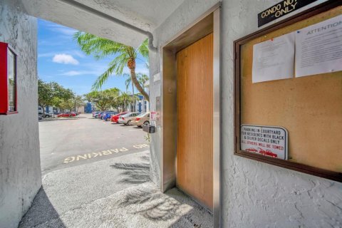 Condominio en venta en Margate, Florida, 2 dormitorios, 89 m2 № 2182115 - foto 29