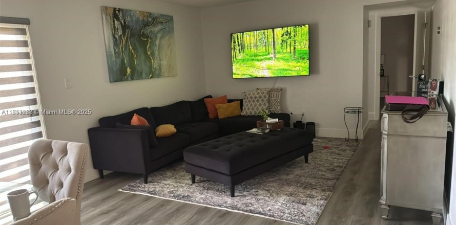Condominio en Margate, Florida, 1 dormitorio № 1756467