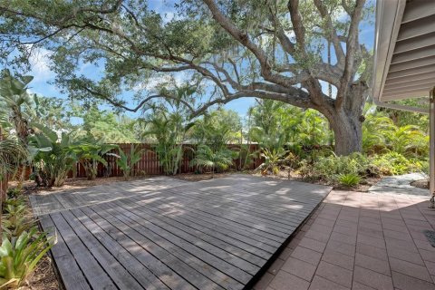 House in Sarasota, Florida 3 bedrooms, 104.61 sq.m. № 2239698 - photo 5