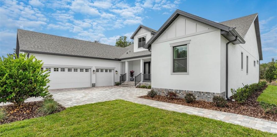Casa en Brooksville, Florida 4 dormitorios, 289.76 m2 № 1403932