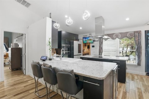 Villa ou maison à vendre à Orlando, Floride: 4 chambres, 191.66 m2 № 2237412 - photo 19
