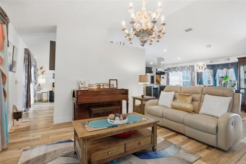 Villa ou maison à vendre à Orlando, Floride: 4 chambres, 191.66 m2 № 2237412 - photo 24