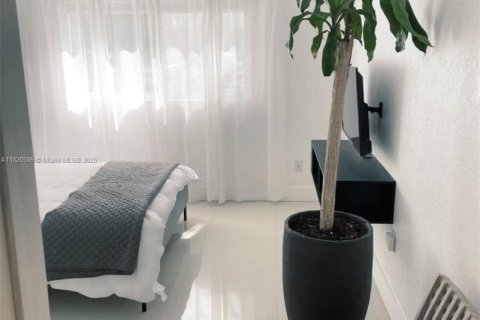 Condominio en venta en Miami, Florida, 1 dormitorio, 55.37 m2 № 1779178 - foto 9