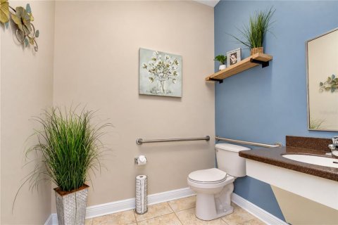 Immobilier commercial à vendre à Land O' Lakes, Floride: 134.71 m2 № 2367457 - photo 8