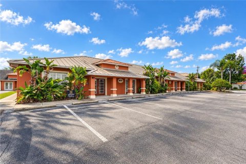 Immobilier commercial à Land O' Lakes, Floride 134.71 m2 № 2367457