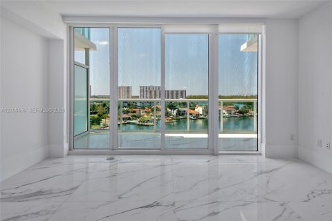 Copropriété à louer à Sunny Isles Beach, Floride: 2 chambres, 160.91 m2 № 2407914 - photo 26