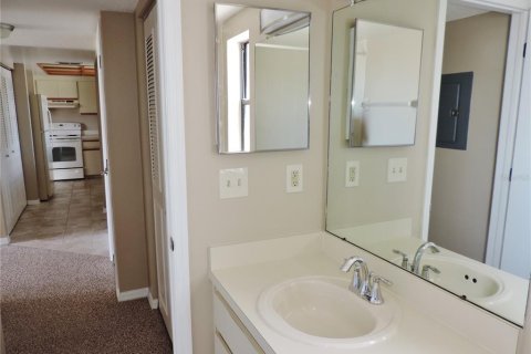 Apartment in Treasure Island, Florida 1 bedroom, 74.32 sq.m. № 2231356 - photo 15