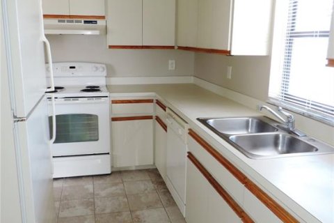Apartment in Treasure Island, Florida 1 bedroom, 74.32 sq.m. № 2231356 - photo 9