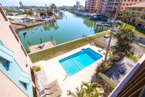 Apartment in Treasure Island, Florida 1 bedroom, 74.32 sq.m. № 2231356 - photo 20