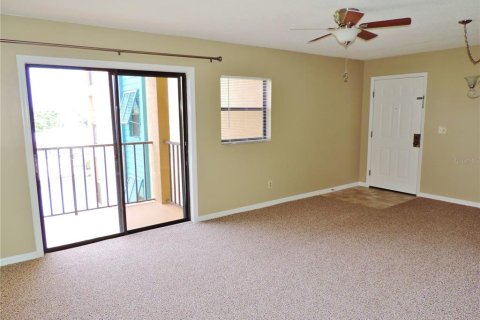 Apartment in Treasure Island, Florida 1 bedroom, 74.32 sq.m. № 2231356 - photo 4