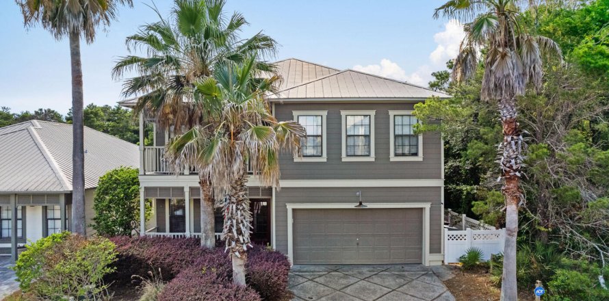 House in Miramar Beach, Florida 5 bedrooms, 291.16 sq.m. № 561699