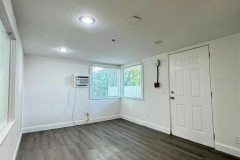 Commercial property in Eustis, Florida 302.49 sq.m. № 1368297 - photo 25
