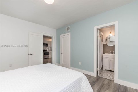 Condominio en venta en Miami Beach, Florida, 3 dormitorios, 91.97 m2 № 1980596 - foto 11