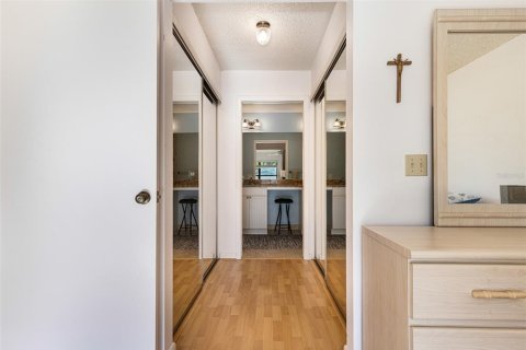 Condo in Punta Gorda, Florida, 2 bedrooms № 2098516 - photo 14
