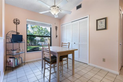 Condo in Punta Gorda, Florida, 2 bedrooms № 2098516 - photo 10