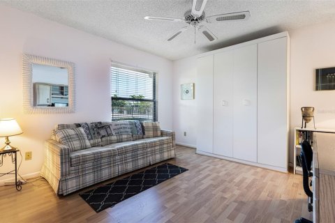 Condo in Punta Gorda, Florida, 2 bedrooms № 2098516 - photo 26