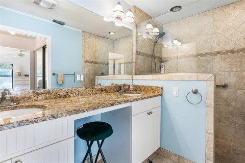 Condo in Punta Gorda, Florida, 2 bedrooms № 2098516 - photo 16