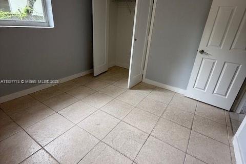 Casa en venta en Fort Lauderdale, Florida, 5 dormitorios, 123.47 m2 № 1881918 - foto 10