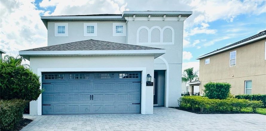 Condominio en Kissimmee, Florida, 5 dormitorios № 1879299
