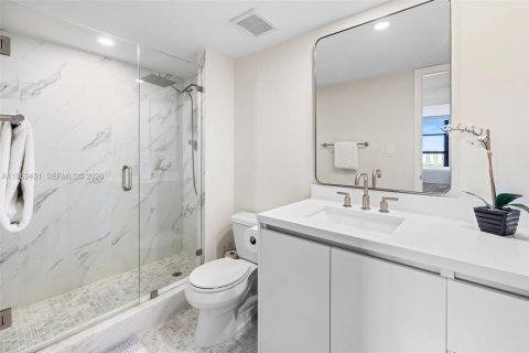 Condominio en venta en Miami, Florida, 2 dormitorios, 135.27 m2 № 2006696 - foto 22
