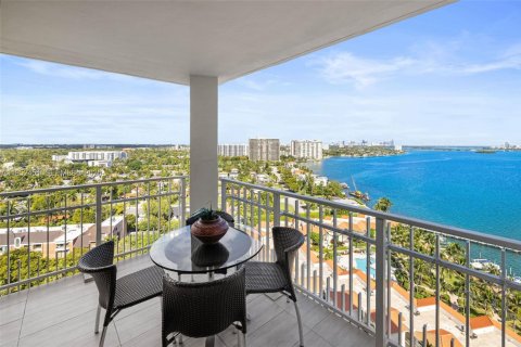 Condominio en venta en Miami, Florida, 2 dormitorios, 135.27 m2 № 2006696 - foto 4