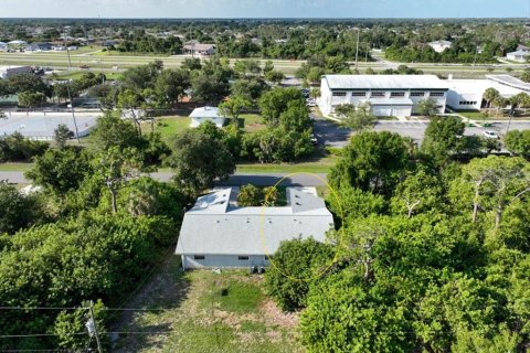 Apartamento en alquiler en Englewood, Florida, 3 dormitorios, 98.66 m2 № 2148431 - foto 27