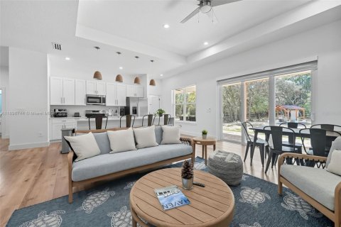 Купить виллу или дом в Окала, Флорида 4 спальни, № 1948593 - фото 12