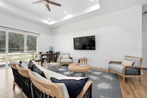 Купить виллу или дом в Окала, Флорида 4 спальни, № 1948593 - фото 10