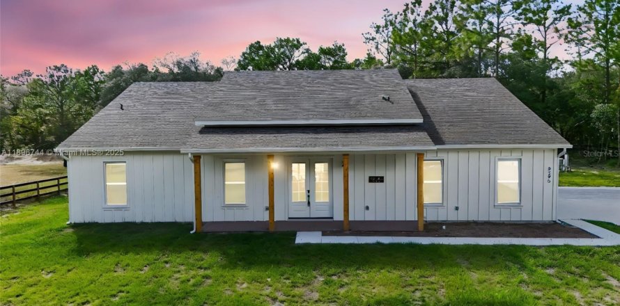 House in Ocala, Florida 4 bedrooms № 1948593