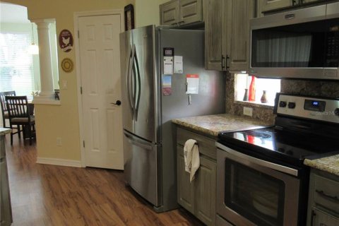 Villa ou maison à vendre à Tavares, Floride: 3 chambres, 165.83 m2 № 2290615 - photo 18