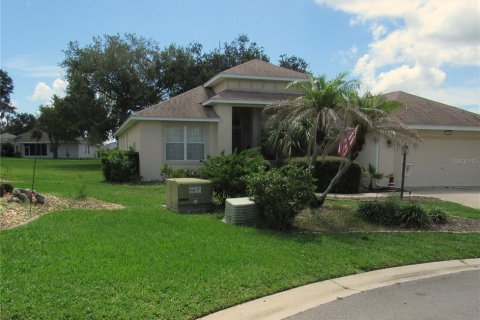 Villa ou maison à vendre à Tavares, Floride: 3 chambres, 165.83 m2 № 2290615 - photo 4