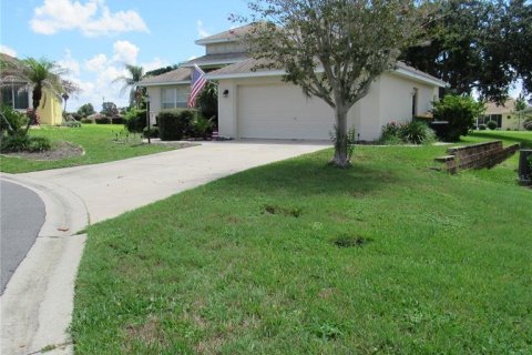 Villa ou maison à vendre à Tavares, Floride: 3 chambres, 165.83 m2 № 2290615 - photo 2