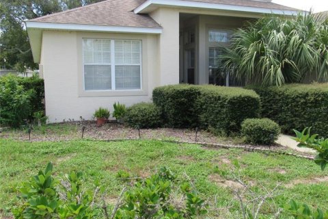 Villa ou maison à vendre à Tavares, Floride: 3 chambres, 165.83 m2 № 2290615 - photo 5