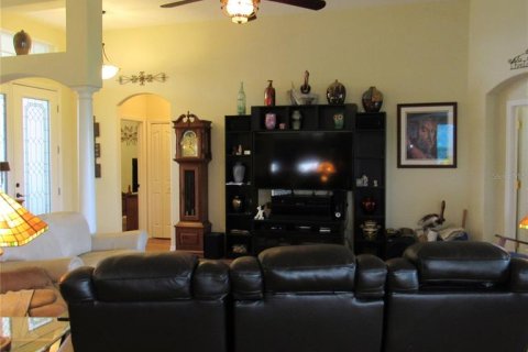Villa ou maison à vendre à Tavares, Floride: 3 chambres, 165.83 m2 № 2290615 - photo 15