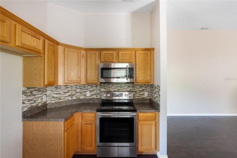 Duplex in Oviedo, Florida 3 bedrooms, 147.53 sq.m. № 1431873 - photo 4