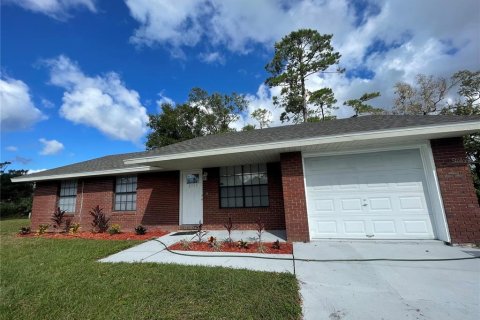 Casa en venta en DeLand, Florida, 3 dormitorios, 102.66 m2 № 1524108 - foto 1
