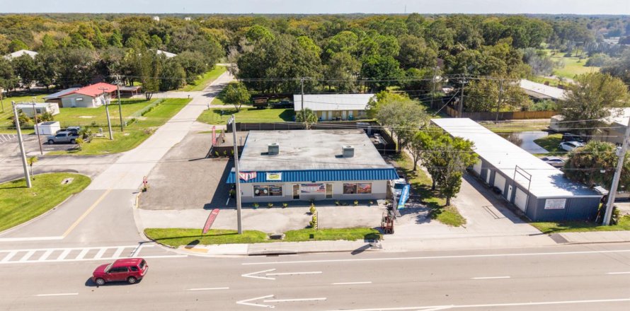 Immobilier commercial à Okeechobee, Floride № 2429678