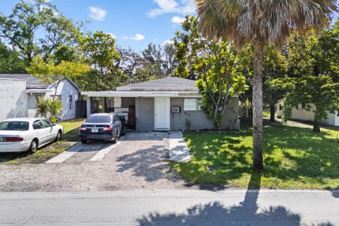 Commercial property in Fort Lauderdale, Florida 559.64 sq.m. № 2146627 - photo 10