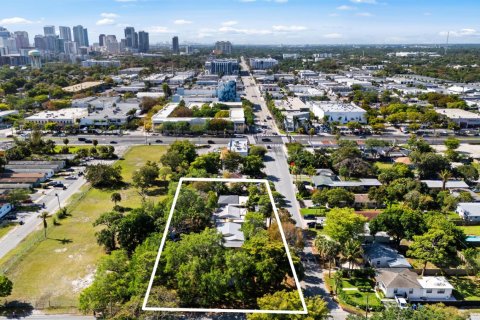Commercial property in Fort Lauderdale, Florida 559.64 sq.m. № 2146627 - photo 5