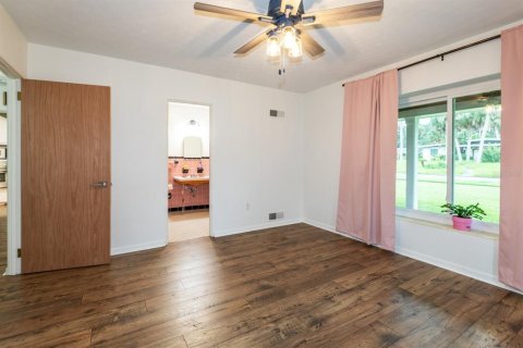 Casa en venta en Tavares, Florida, 3 dormitorios, 252.6 m2 № 1909903 - foto 11