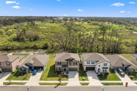 Villa ou maison à vendre à Plant City, Floride: 4 chambres, 244.61 m2 № 2142401 - photo 2