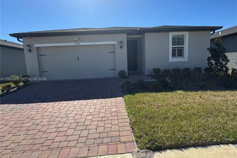 House in Clermont, Florida 3 bedrooms № 2244257