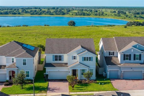 Casa en Clermont, Florida 5 dormitorios, 305.28 m2 № 2362693