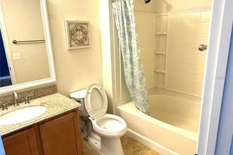 House in Clermont, Florida 3 bedrooms, 146.88 sq.m. № 2222269 - photo 18