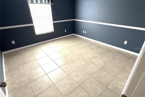 House in Clermont, Florida 3 bedrooms, 146.88 sq.m. № 2222269 - photo 17