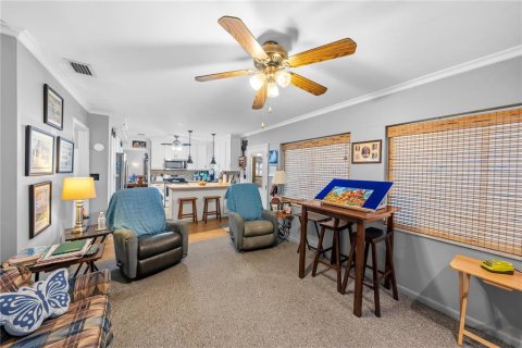 House in Ocklawaha, Florida 2 bedrooms, 151.99 sq.m. № 2122587 - photo 19